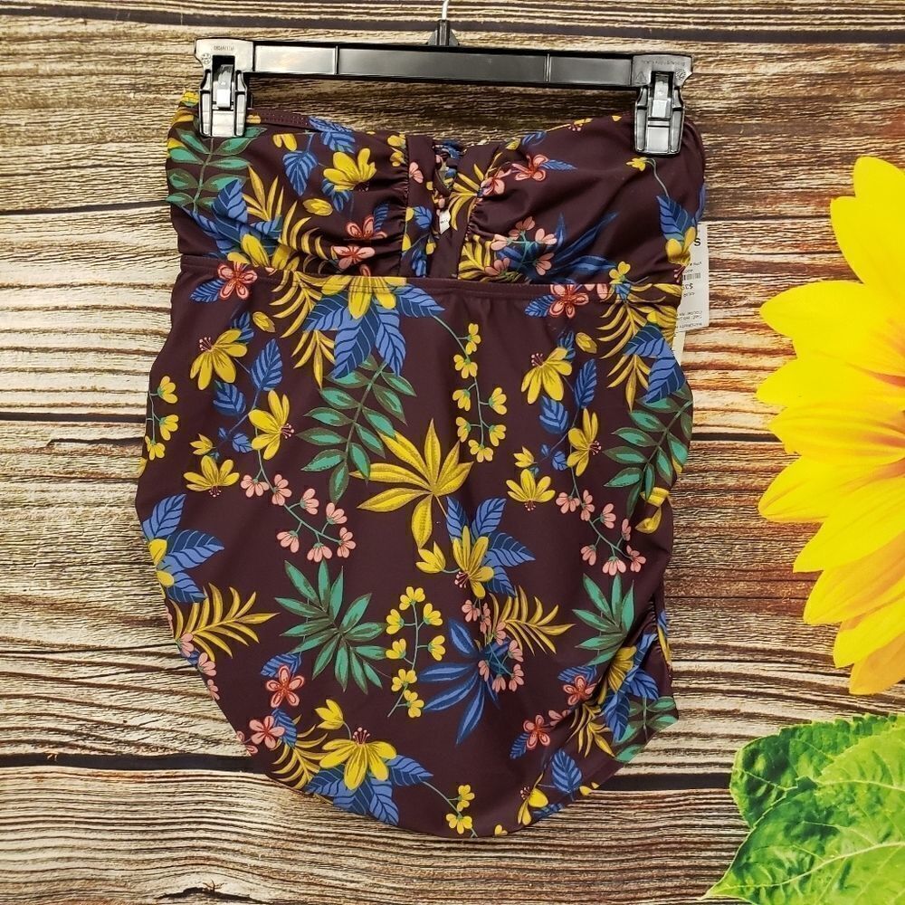 Mimi Maternity Bathing suit top small NWT